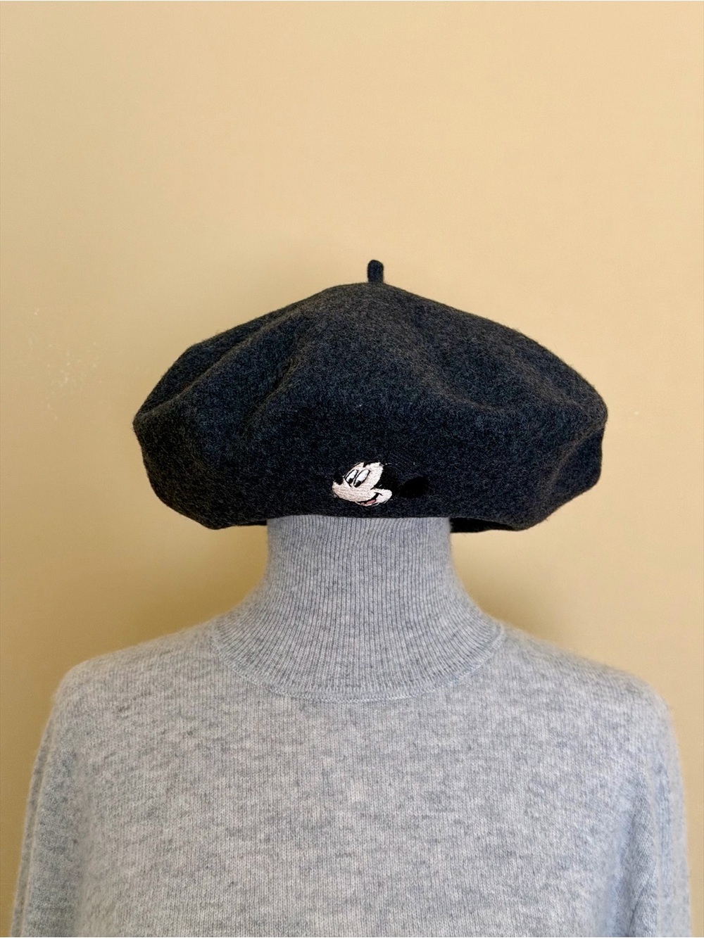 Charcoal Wool Beret with Embroidered Mickey Cartoon Accent